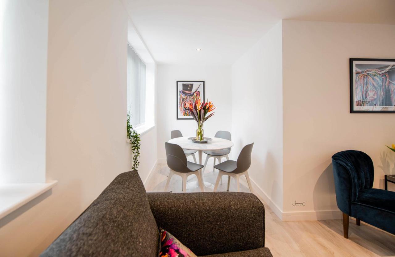 Charles Alexander Short Stay - Windmill House Apartments Литам-Сент-Эннс Экстерьер фото