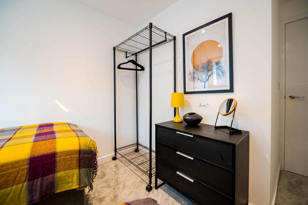 Charles Alexander Short Stay - Windmill House Apartments Литам-Сент-Эннс Экстерьер фото